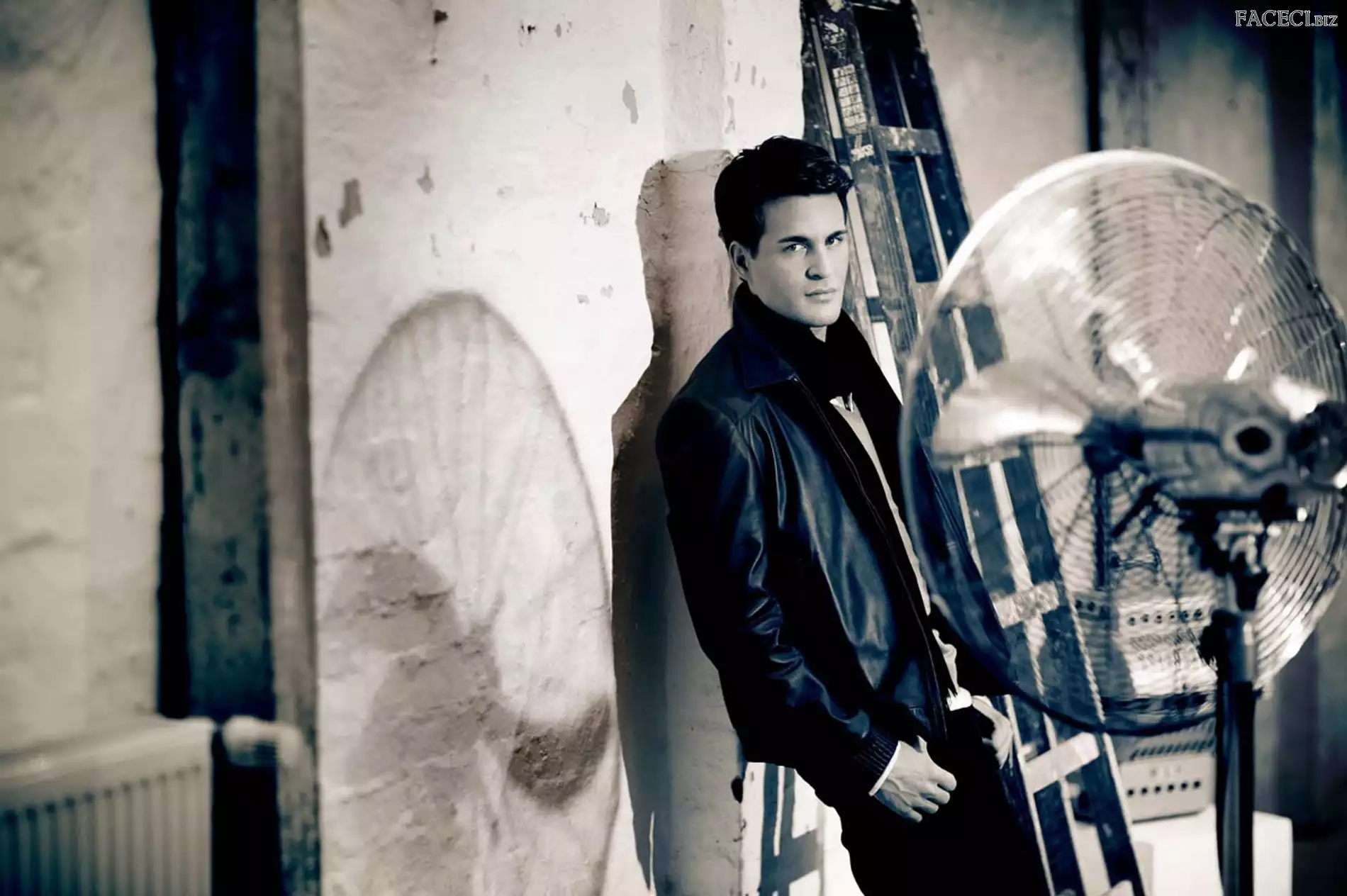 Piosenkarz, Alexander Klaws